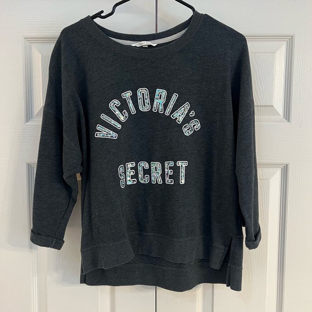 Victoria’s‎ Secret 3/4 Sleeve Sequin Logo Crew Neck Sweatshirt